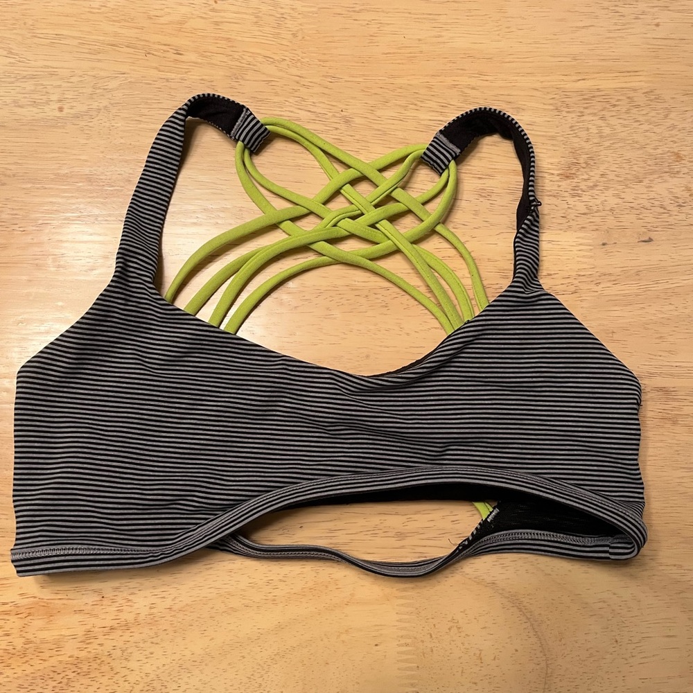 Lululemon bra - size 6